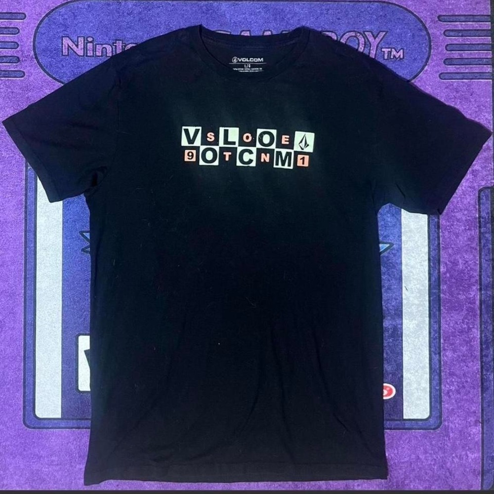 Large Black retro Volcom graphic tee with multi-coloured graphic skater tshirt